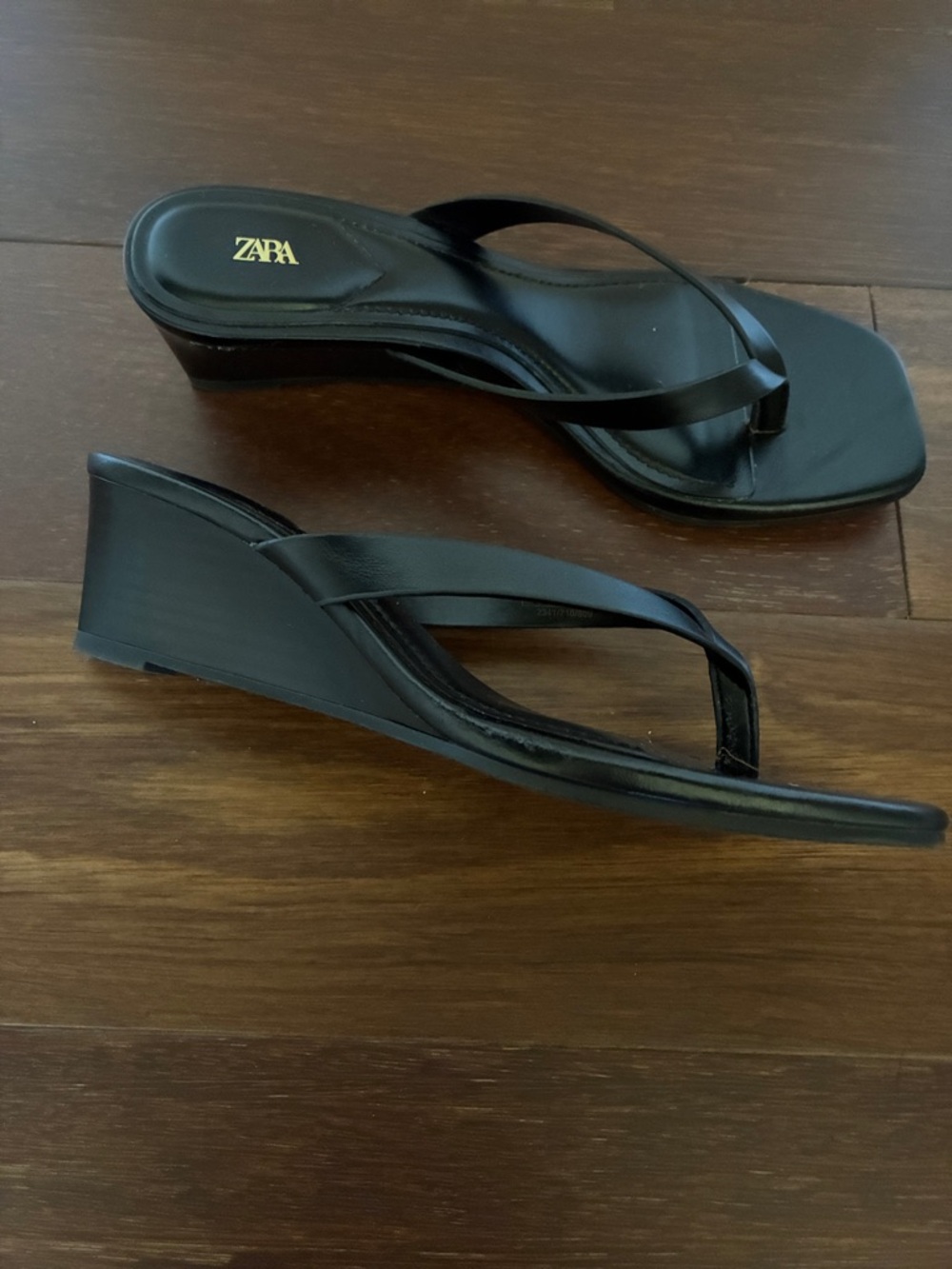 ZARA Black Square-Toe Wedge Thong Sandals size 6.5 in perfect condition